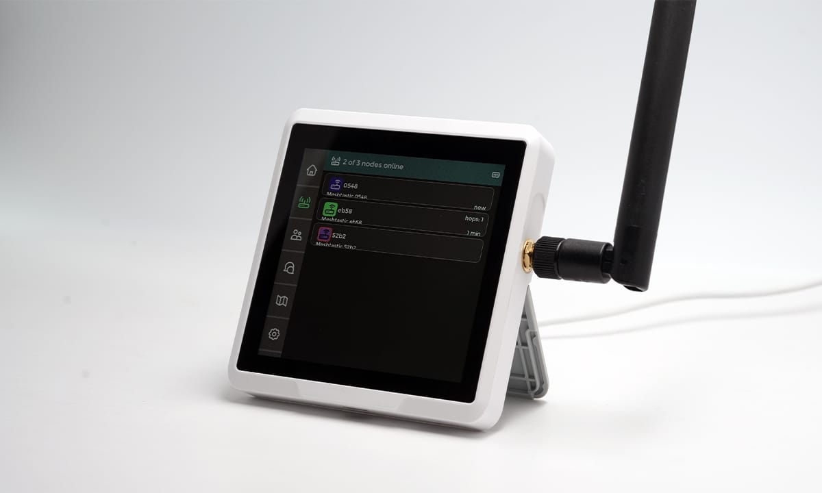 SenseCAP Indicator Review: The Meshtastic iPad?